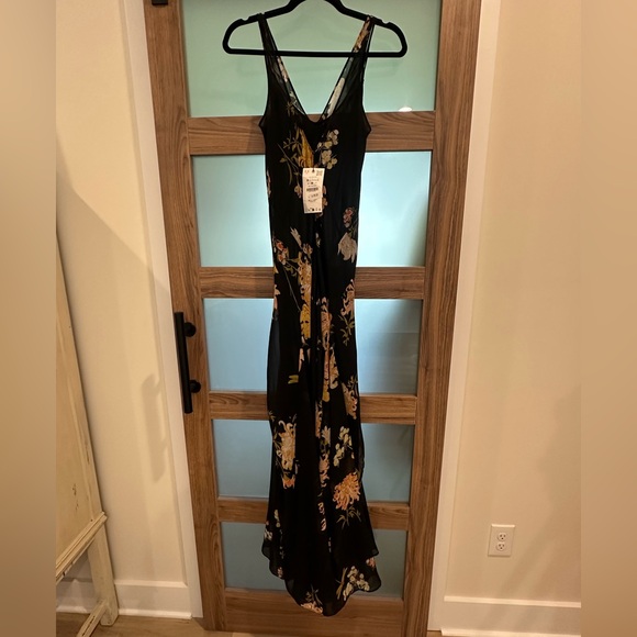 Zara Black Floral Maxi Dress - Picture 2 of 7